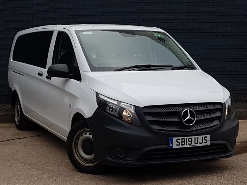 White Mercedes Vito 8 seater minibus, front three-quarter view